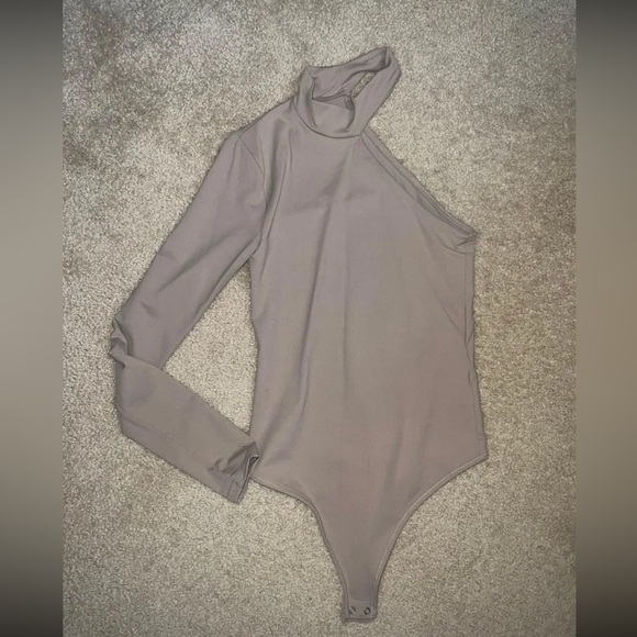 Abercrombie Bodysuit - Picture 5 of 5